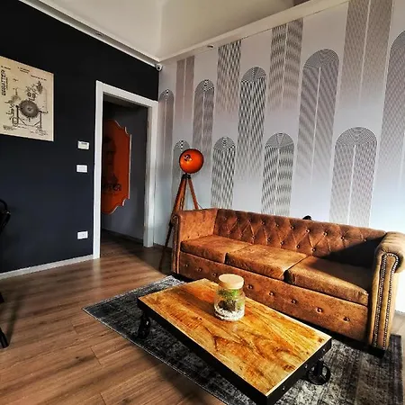 Regis Centro Storico Bed and Breakfast 3*