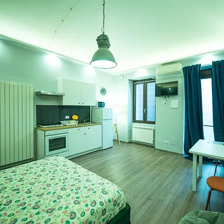 Bed and Breakfast Regis Centro Storico 3*