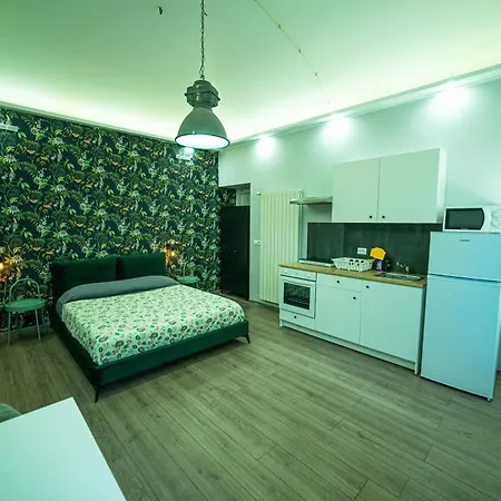 Regis Centro Storico Bed and Breakfast 3*